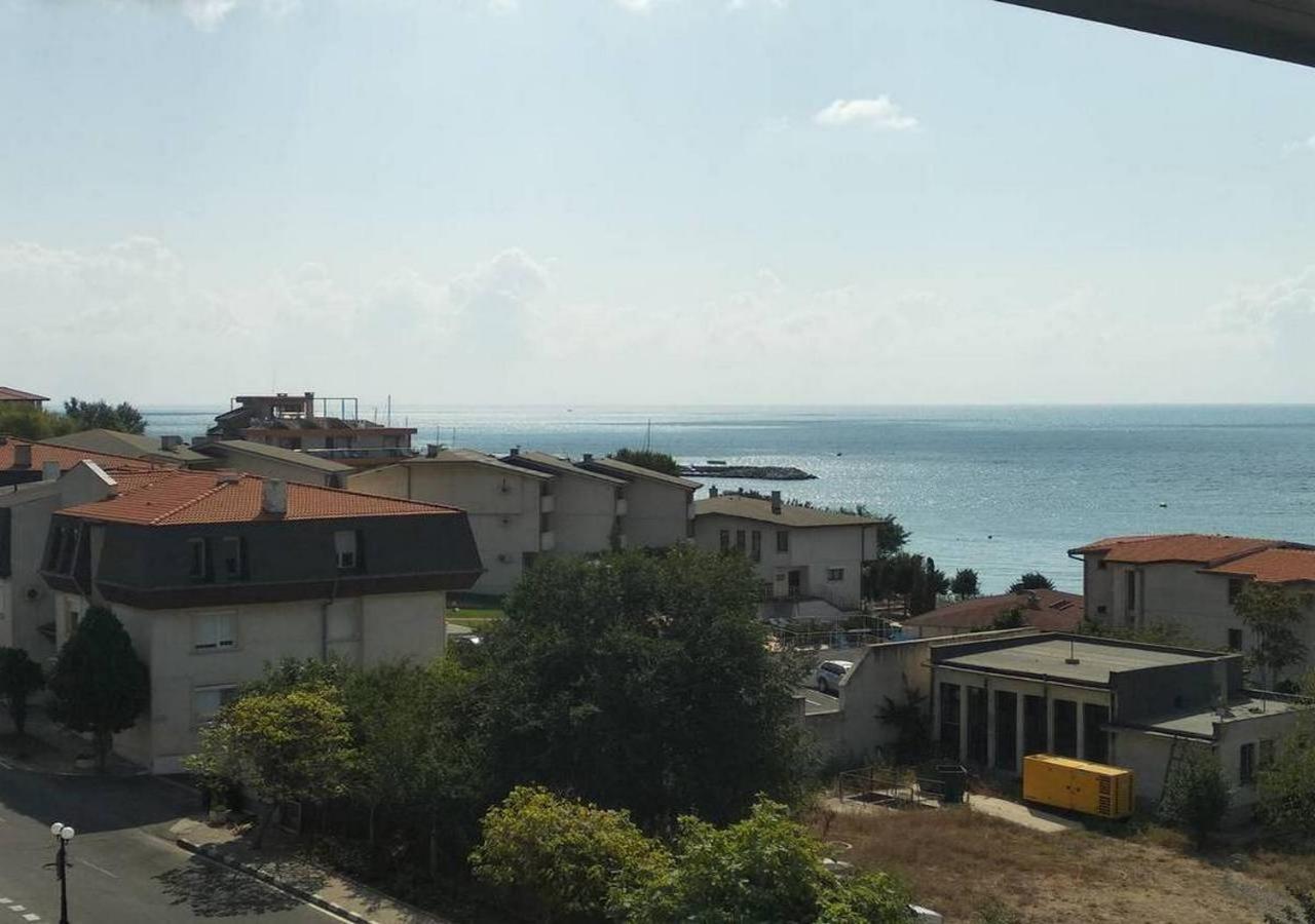Dom-El Real Apartments Amphora Sveti Vlas Bagian luar foto